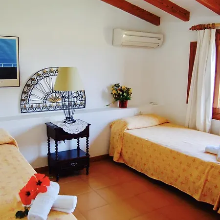 Villa Aguait - Approximately Aprox 4o Ooo Meters Private Mountain Approx 3 Minutes Walking From The Ideal For Relaxation Sport Port de Pollença
