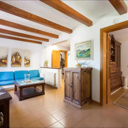 Private For Family Groups, Private Mountain Ideal For Runners, Trailers, Hikers, It Is Approximately 3 Minute Walk From The Villa Port de Pollença
