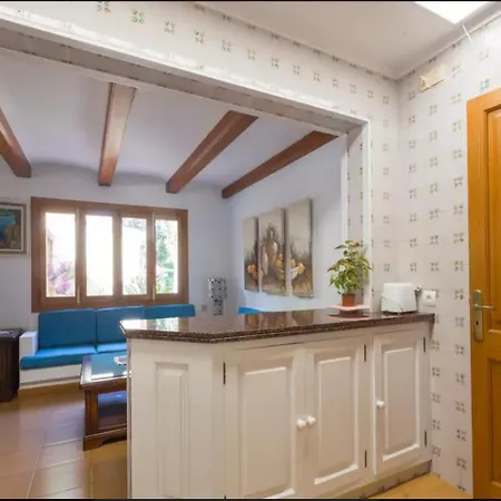 Villa Private For Family Groups, Private Mountain Ideal For Runners, Trailers, Hikers, It Is Approximately 3 Minute Walk From The